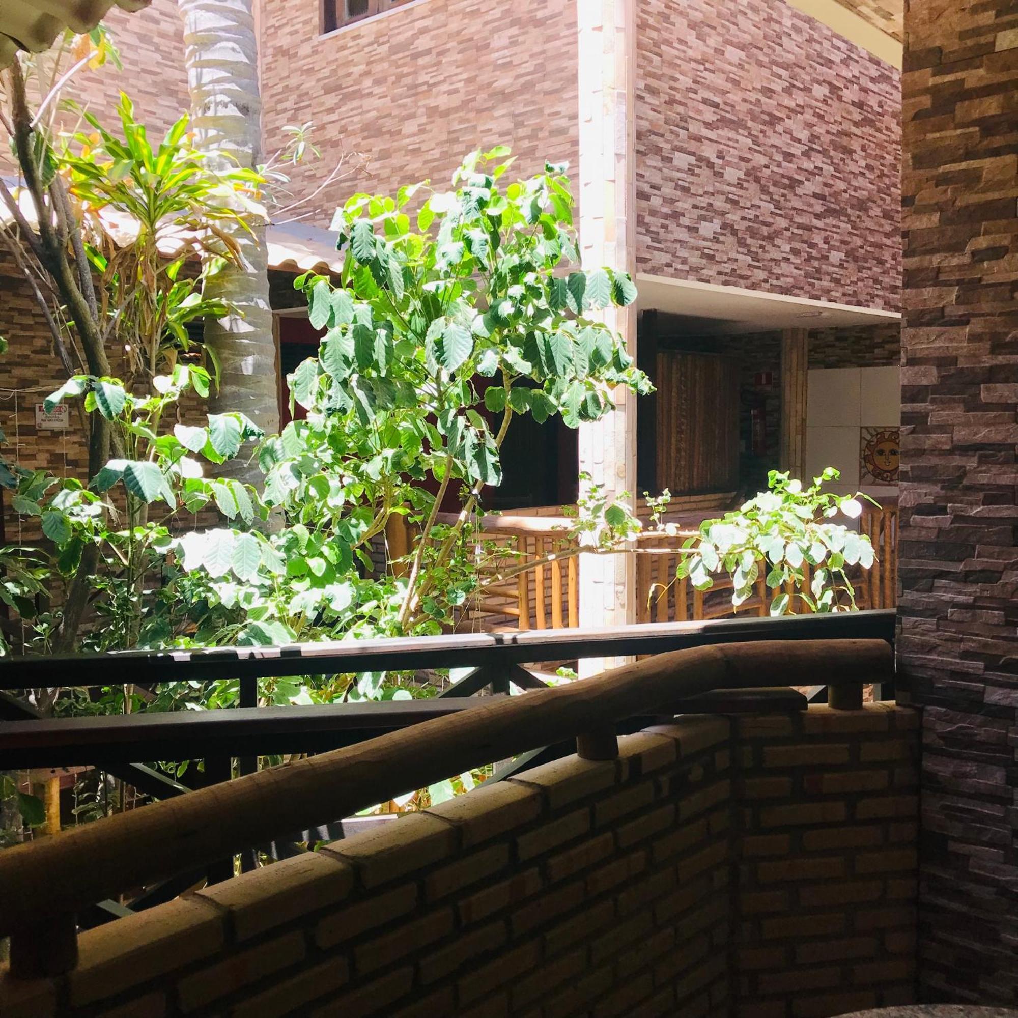 Hotel Pousada Latitude Canoa Quebrada Luaran gambar