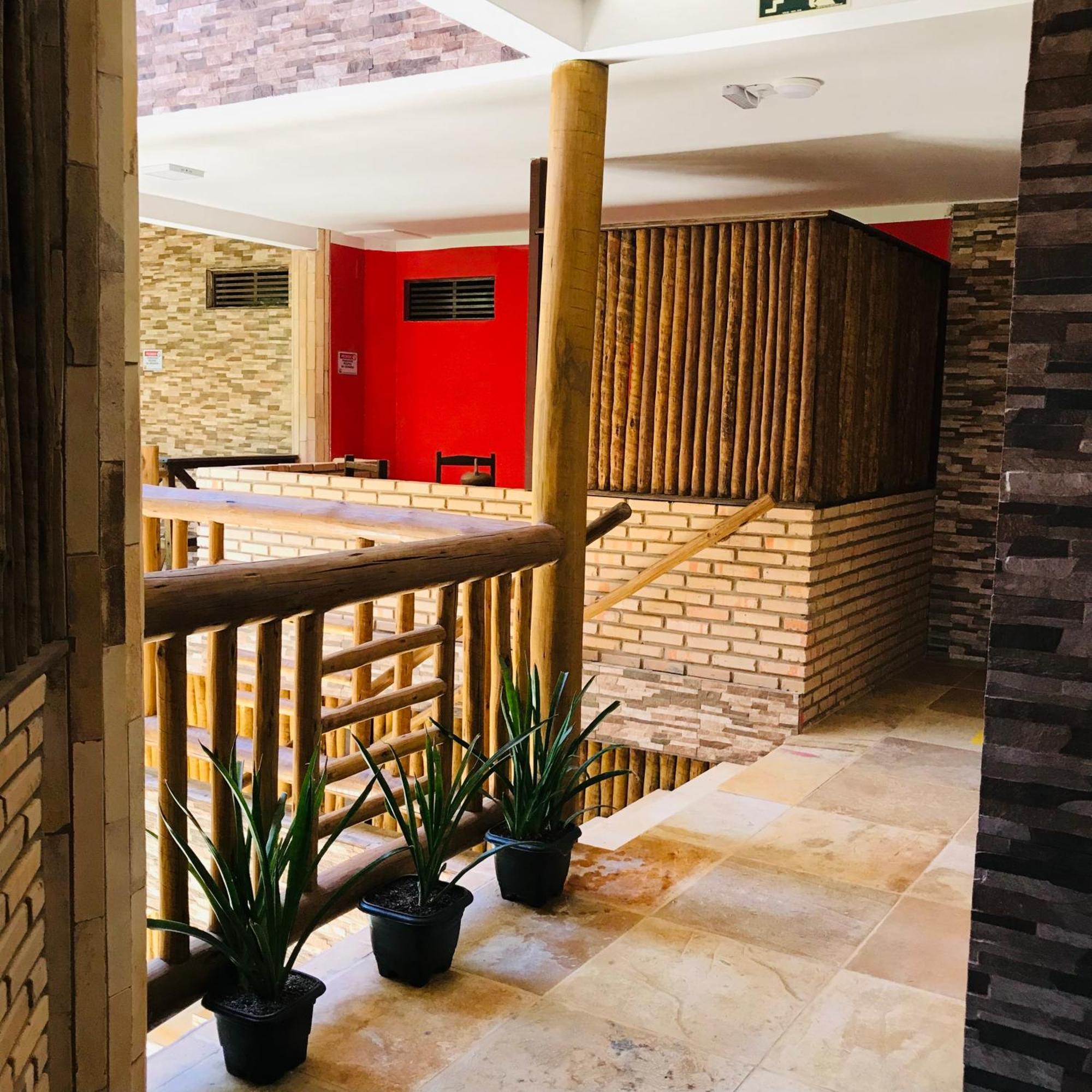Hotel Pousada Latitude Canoa Quebrada Luaran gambar