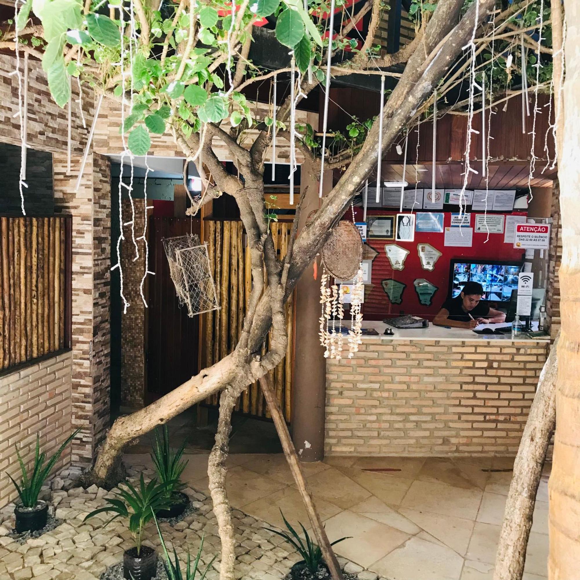 Hotel Pousada Latitude Canoa Quebrada Luaran gambar