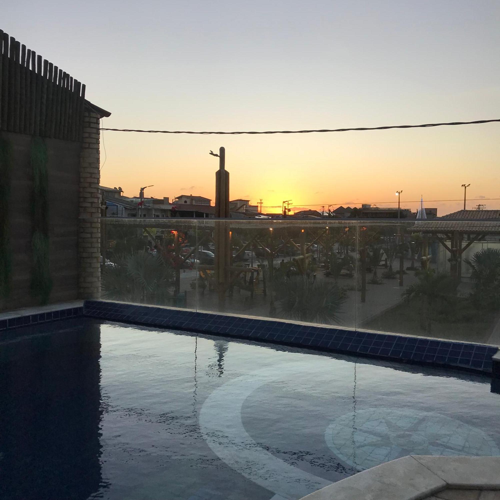 Hotel Pousada Latitude Canoa Quebrada Luaran gambar